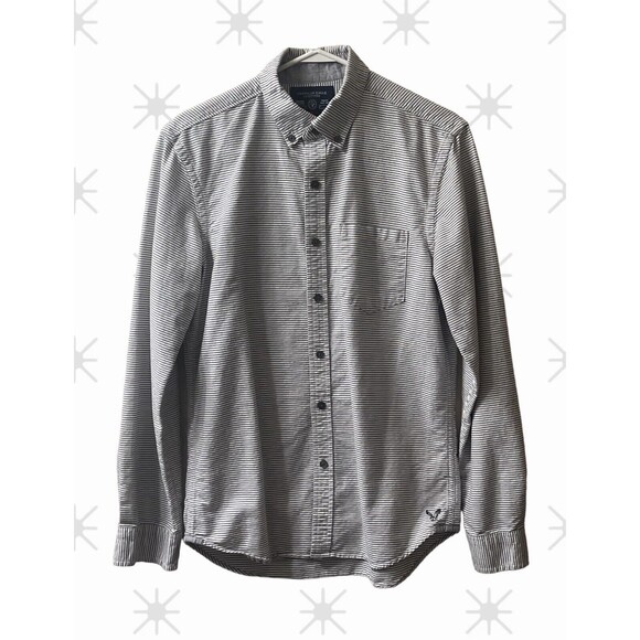American Eagle Outfitters Other - American Eagle Slim Fit White w/ Black Stripes Button-Front L/S Shirt S/P VGC